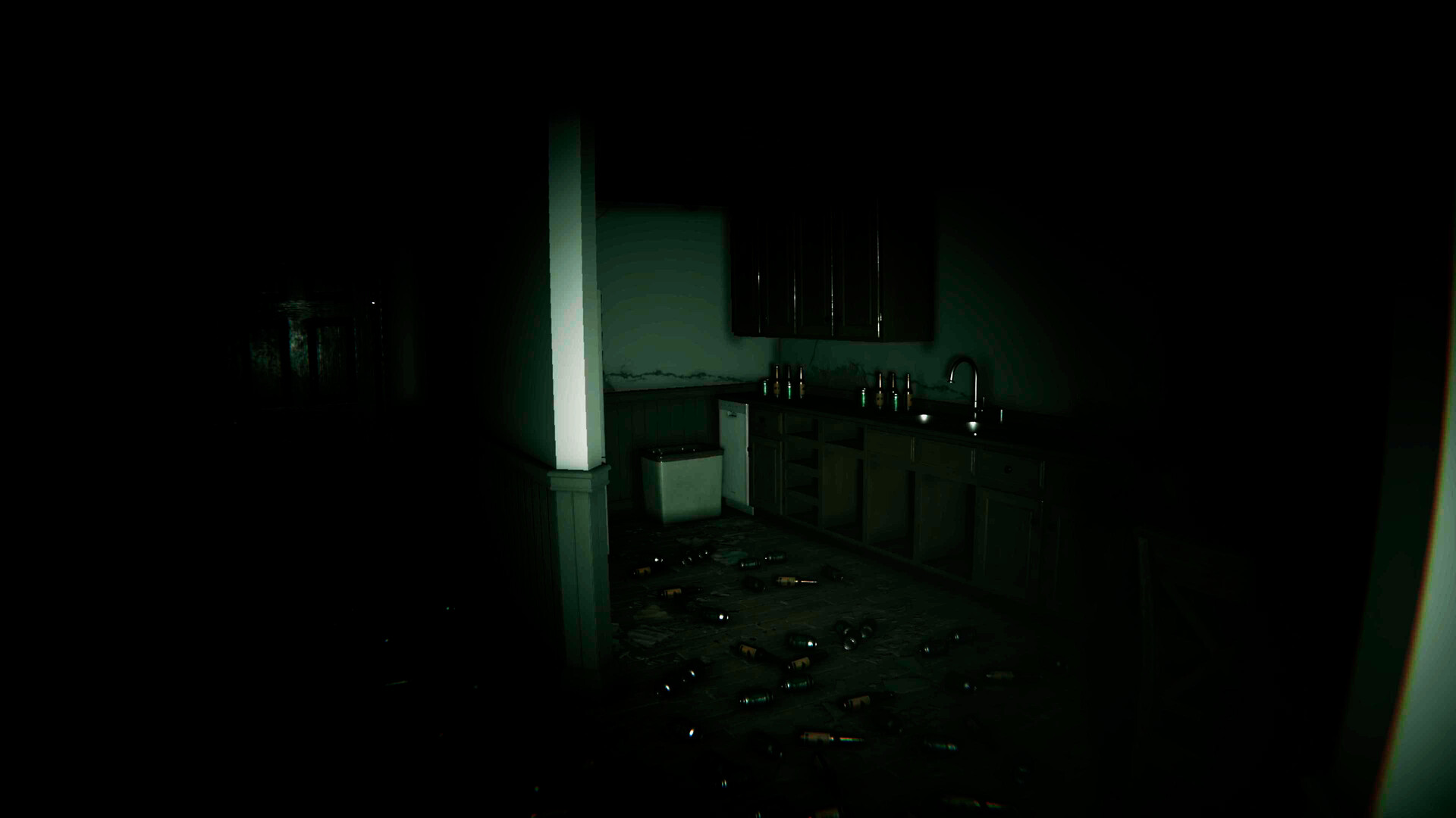 I woke up in the house of a fat man: he's over 30 years old and loves beer and games Screenshot 7