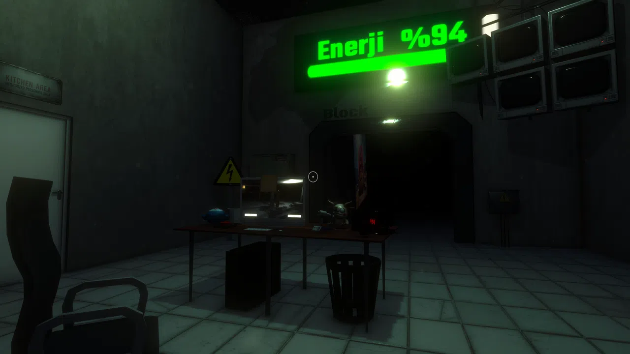 Lunhowl: Co-op Horror Screenshot 0