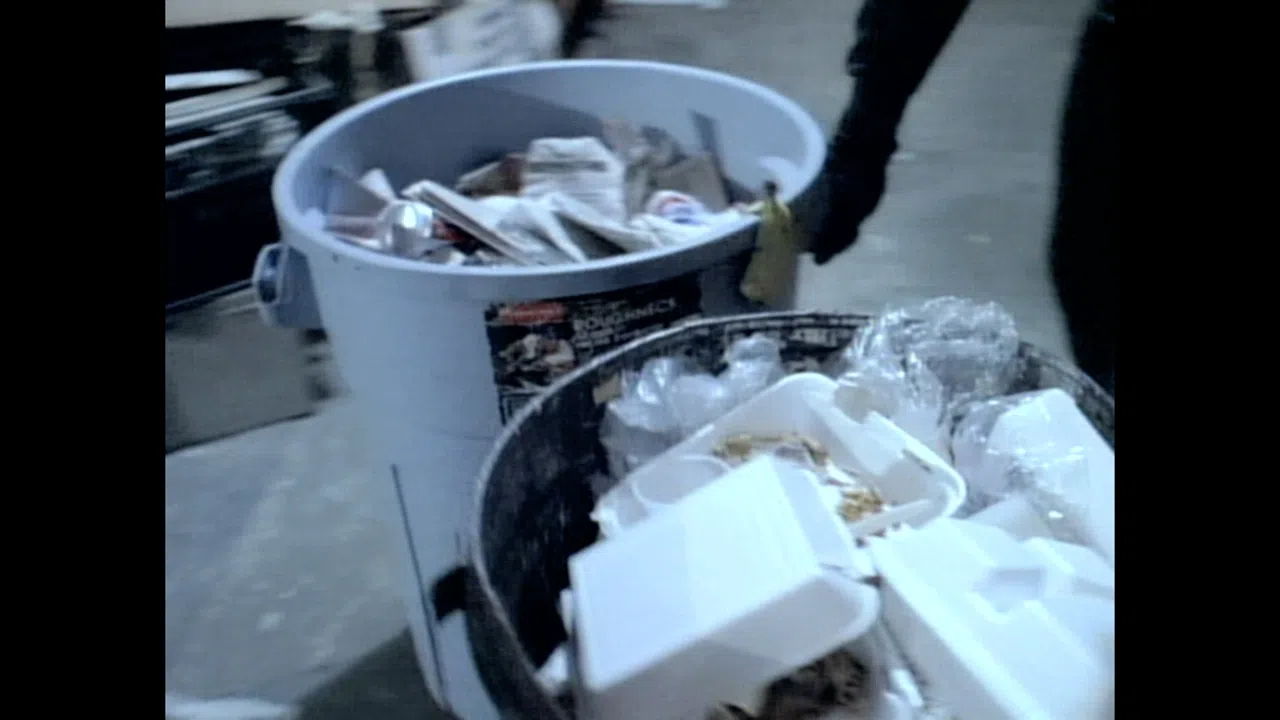 Bad Girls from Mars Screenshot 4