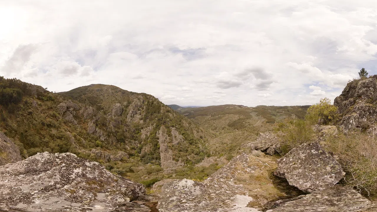 Portugal | Sphaeres VR Experience | 360° Video | 6K/2D Screenshot 6
