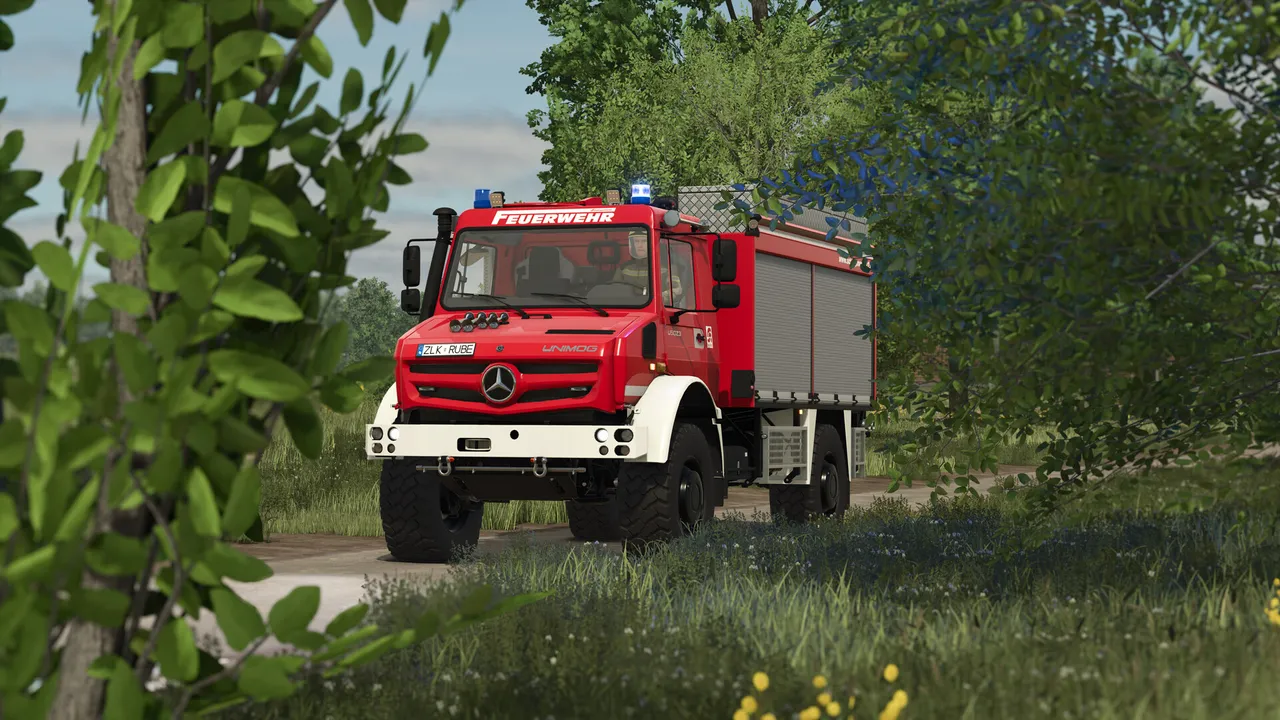 Farming Simulator 25: Emergency Pack Screenshot 3