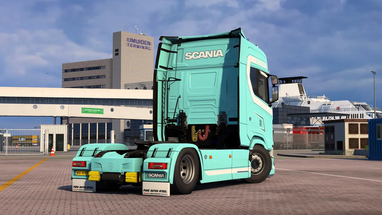 Euro Truck Simulator 2 - Holland Style Tuning Pack Screenshot 9