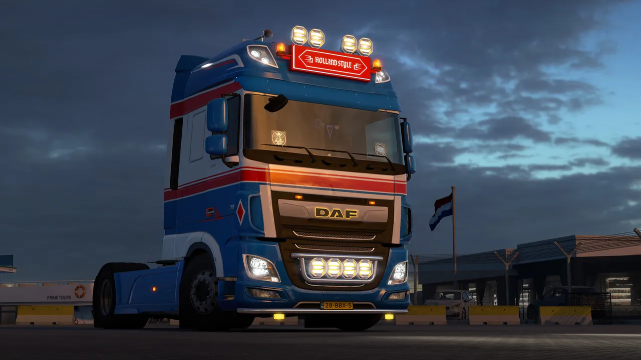 Euro Truck Simulator 2 - Holland Style Tuning Pack Screenshot 1
