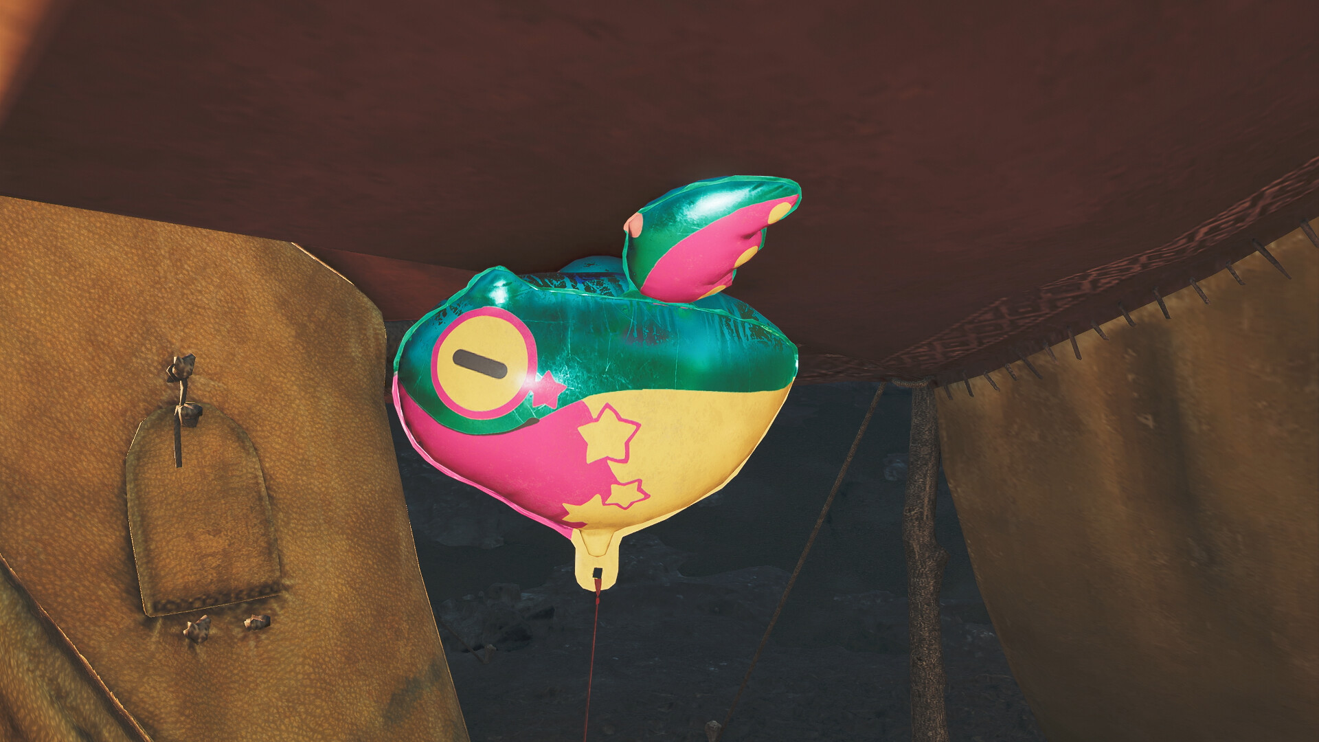 Monster Hunter Wilds - Pendant: Strigible: Color Screenshot 0