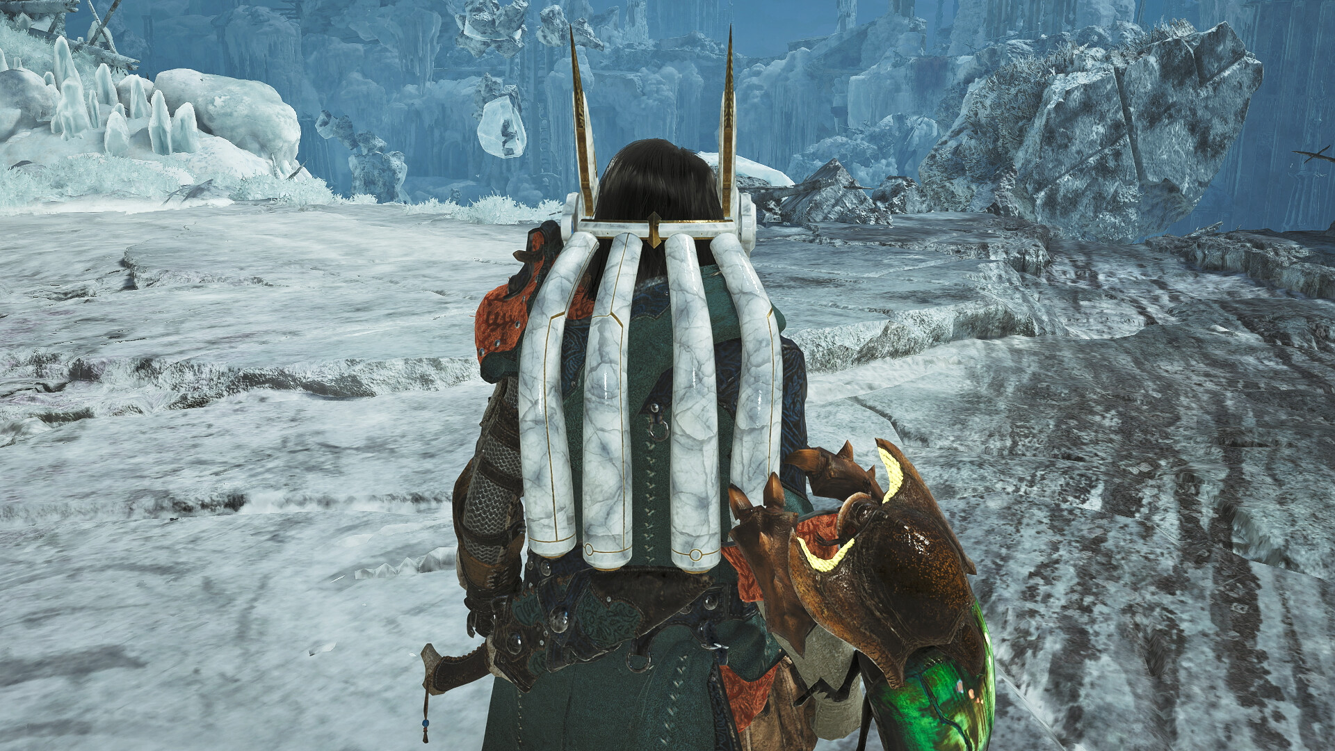 Monster Hunter Wilds - Layered Insect Glaive: Cosmoloid Glaive Screenshot 2