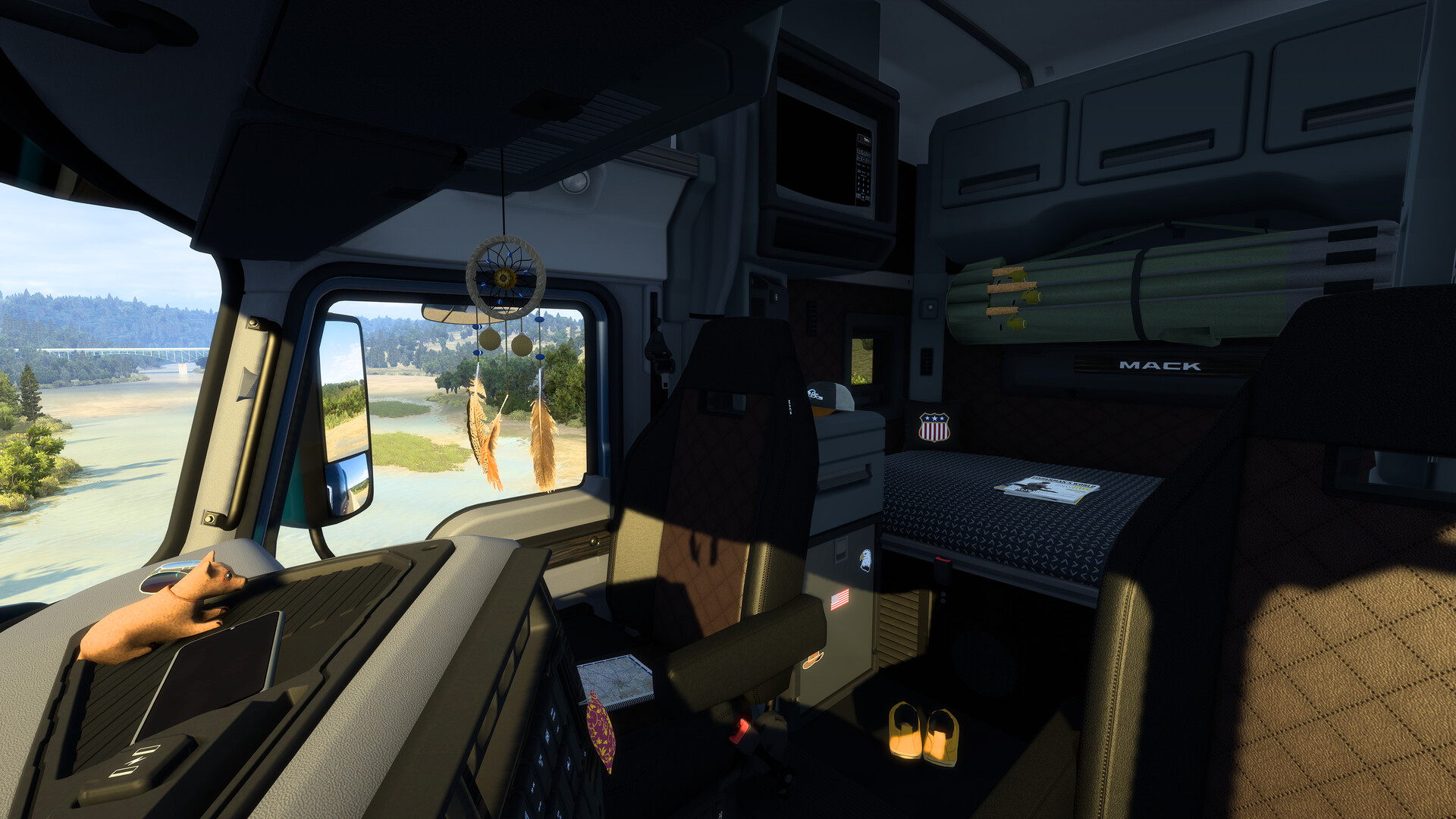 American Truck Simulator - Cabin Accessories Screenshot 4